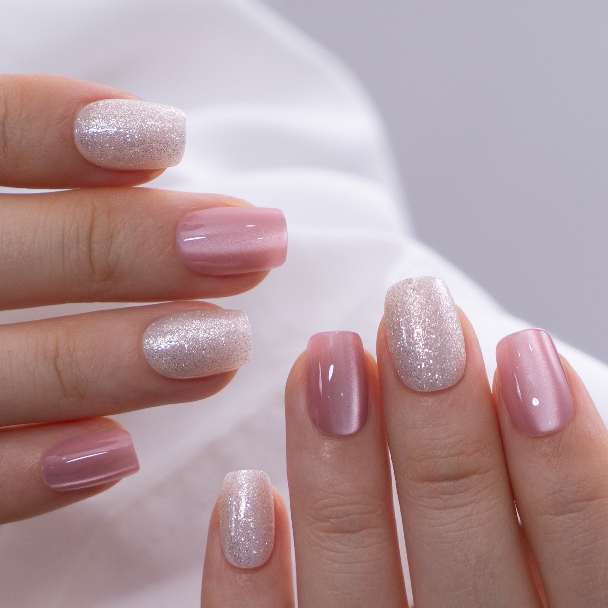 Latte Spark S Squoval squoval press-on nails