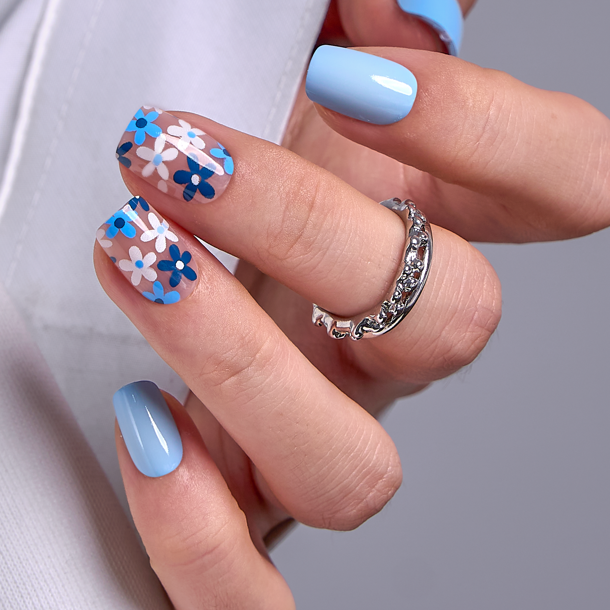 Little Blue short squoval press-on nails