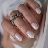 Luna Silk RS Almond almond press-on nails