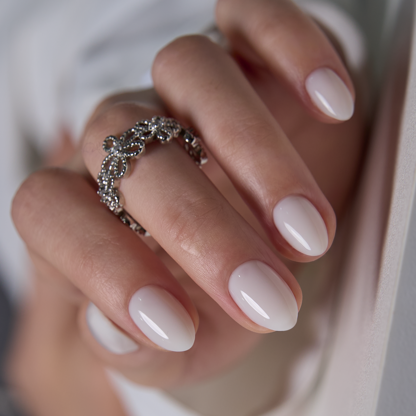 Luna Silk – RS Almond
