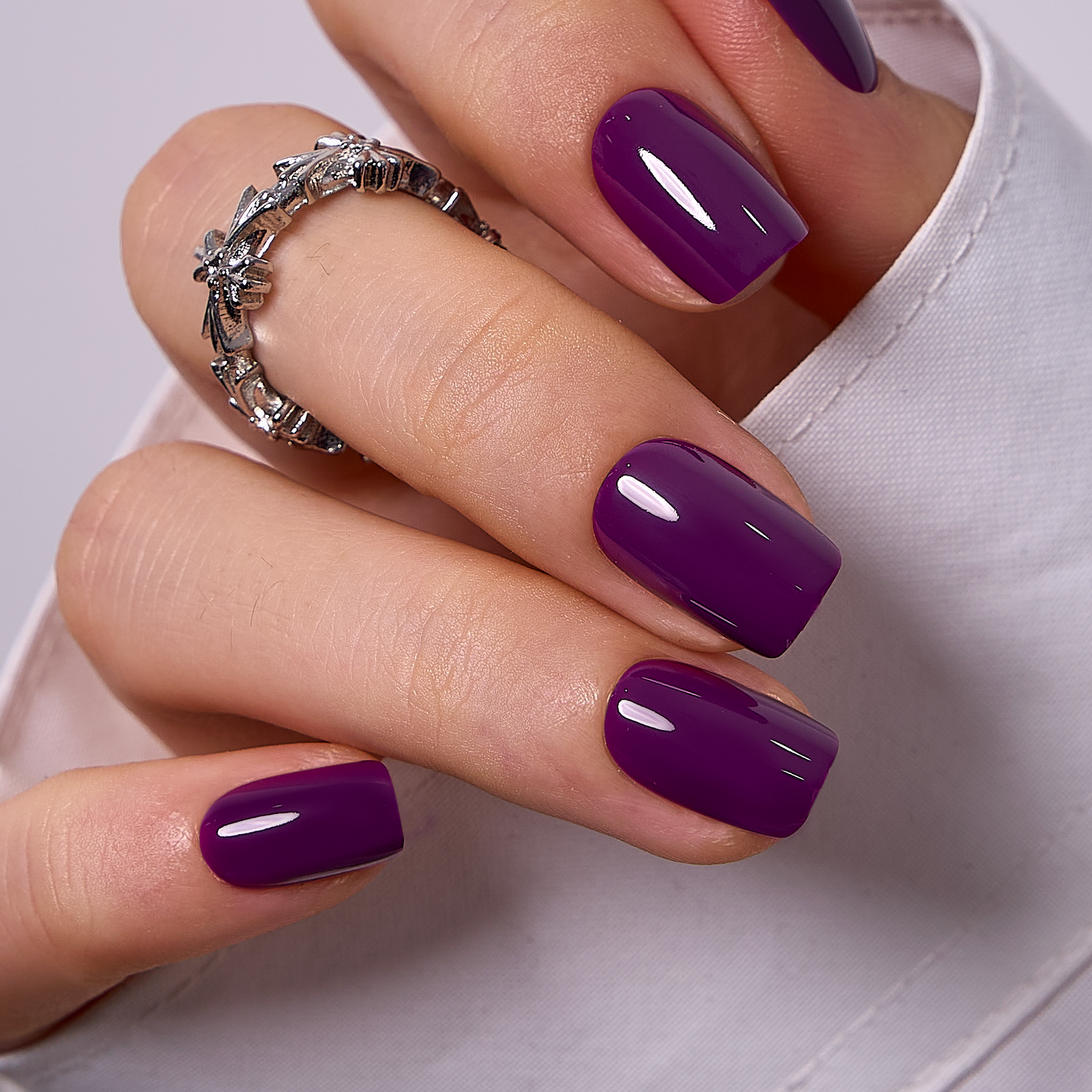 Monochrome Purple – S Squoval
