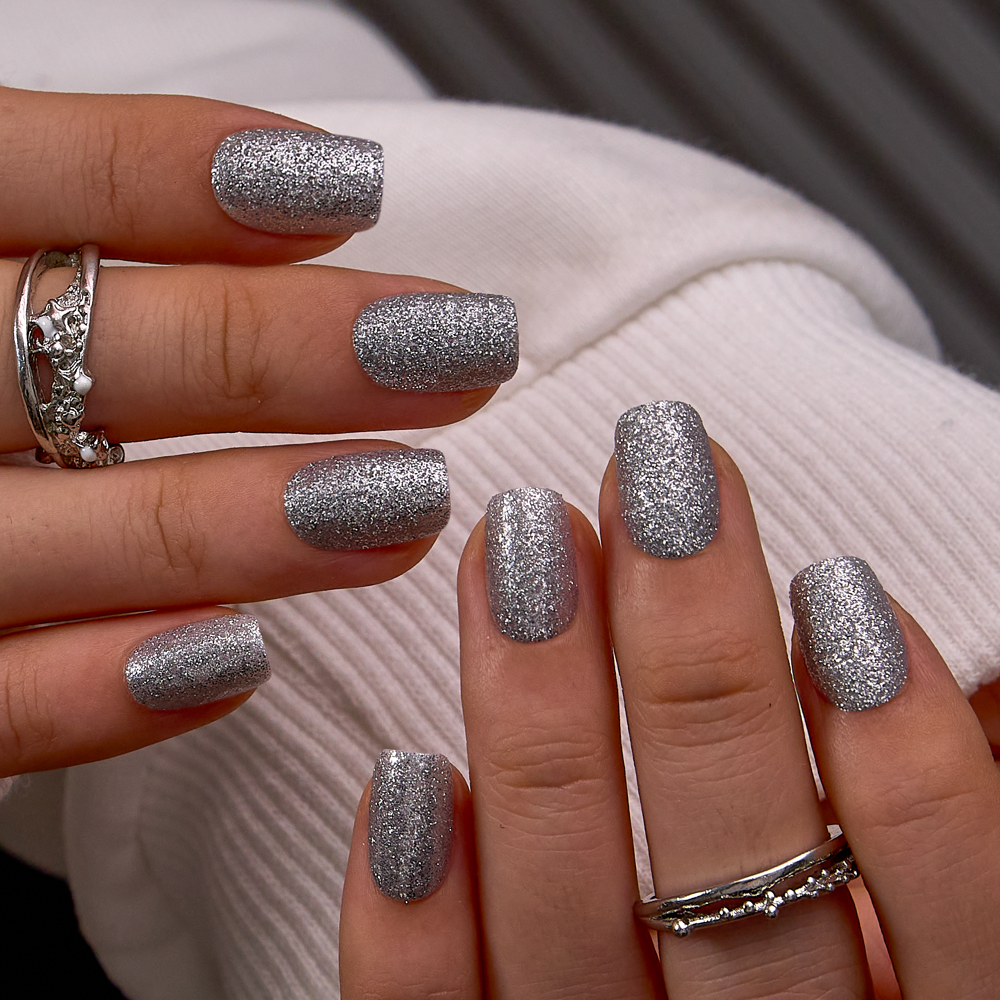 Designer s Pick | Moon Dust S Squoval squoval press-on nails