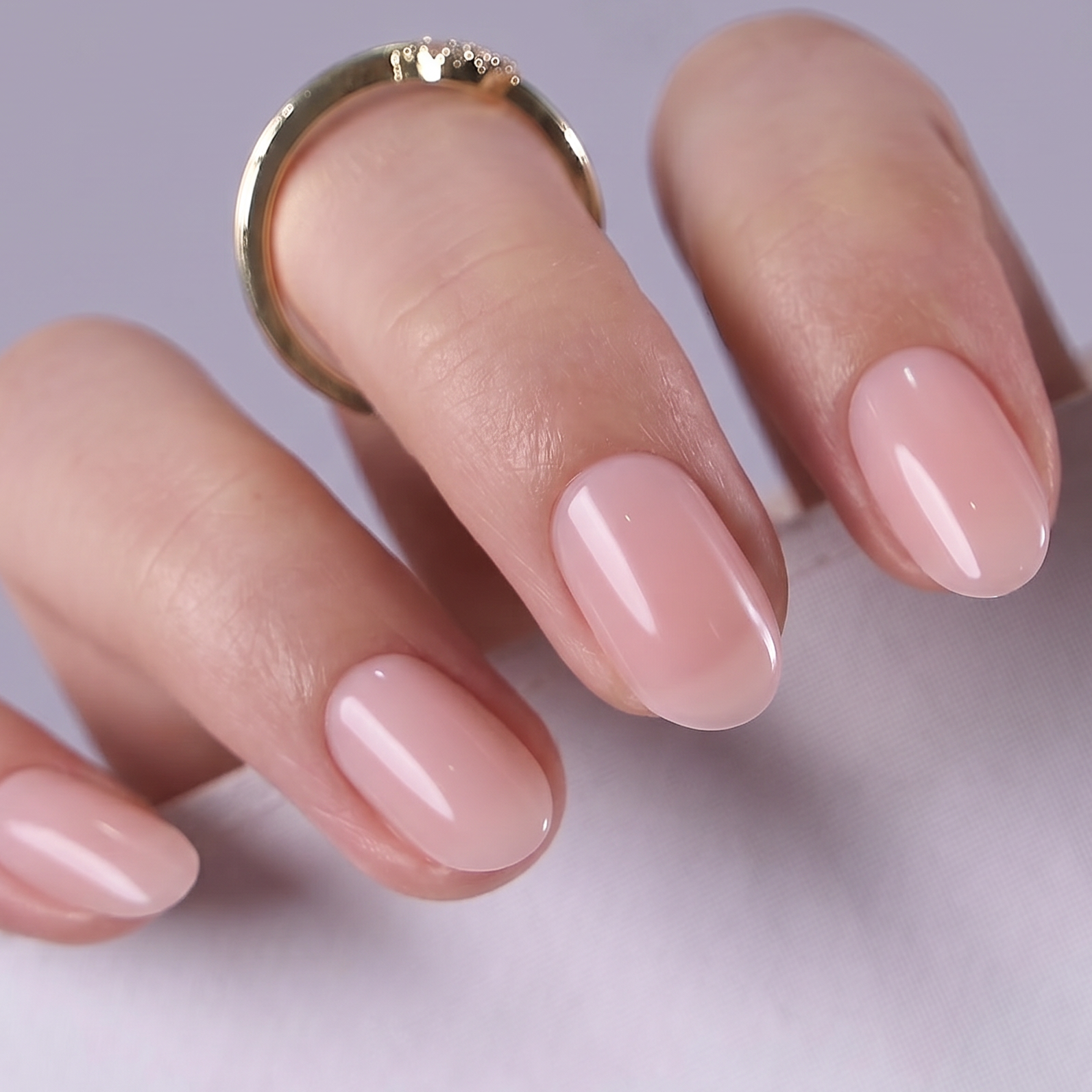 Nude Bloom S Oval oval press-on nails