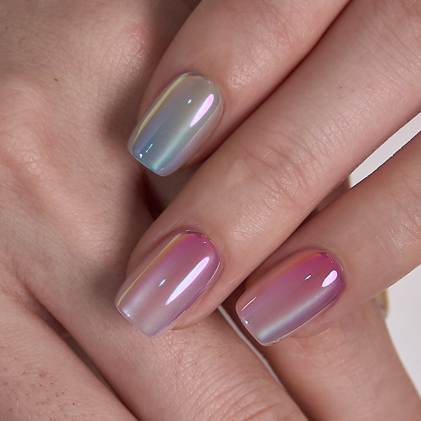 Opal Glow S Squoval short squoval press-on nails