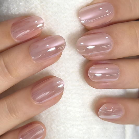 Pearl Pink Chic short oval press-on nails