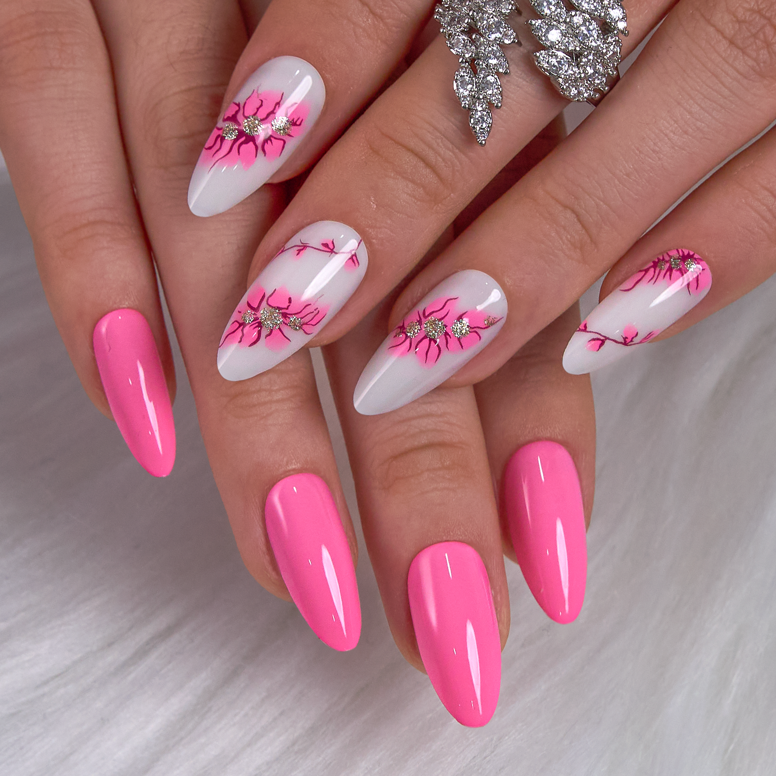 Petal Muse – L Stiletto