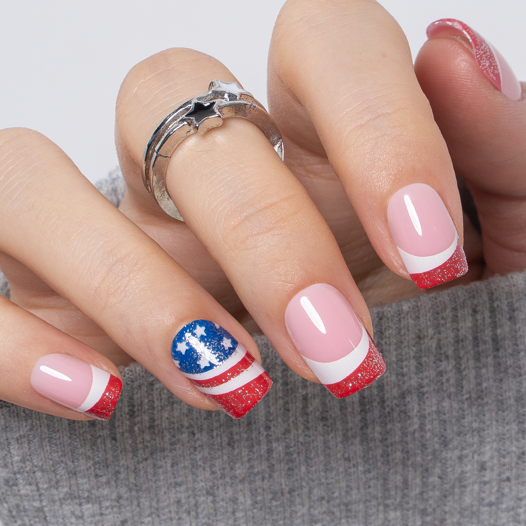 Liberty Sparkle S Squoval squoval press-on nails