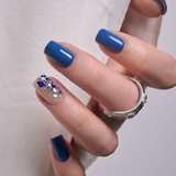 Midnight Sparkle – short Squoval nail detail