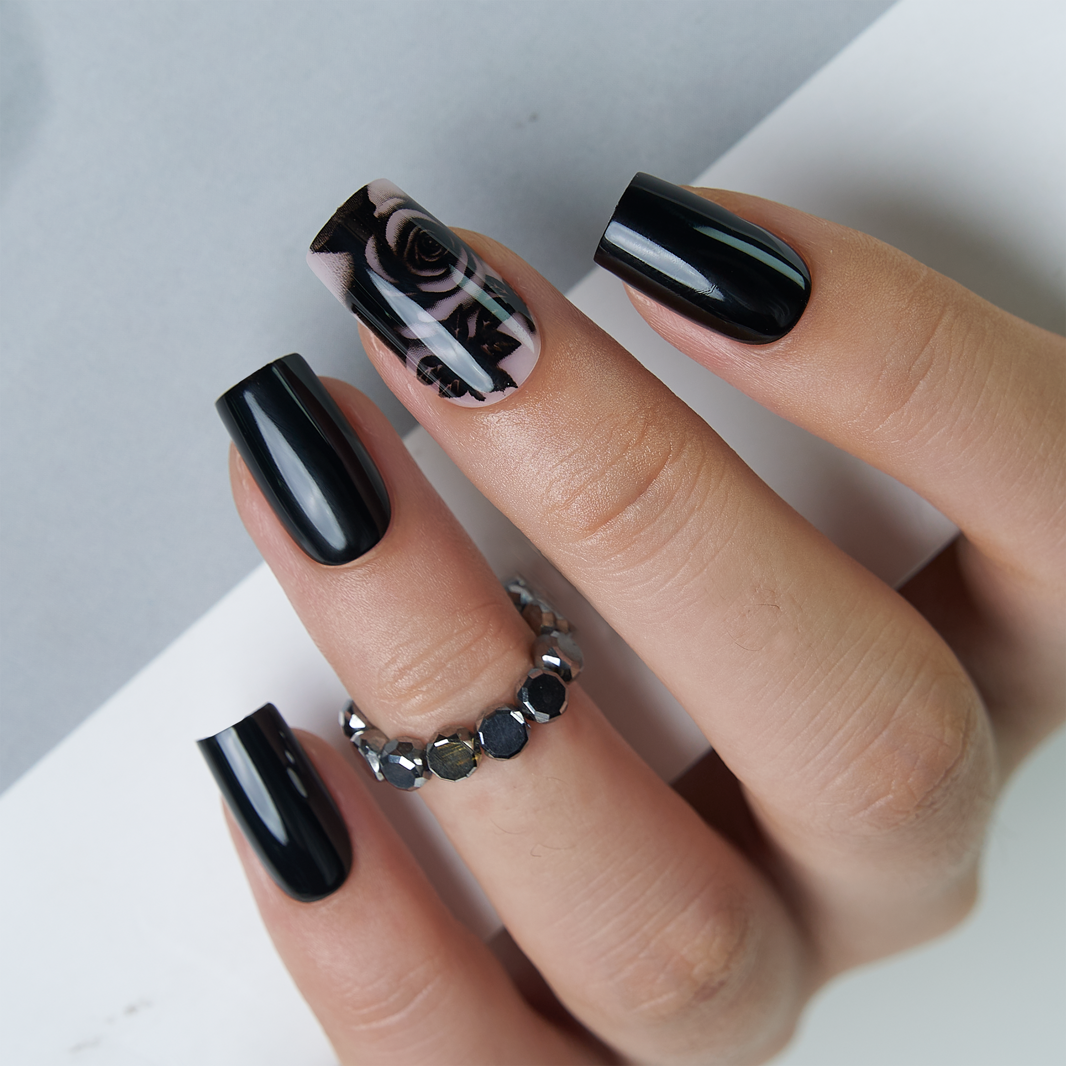 Black Gold Rose M Square square press-on nails