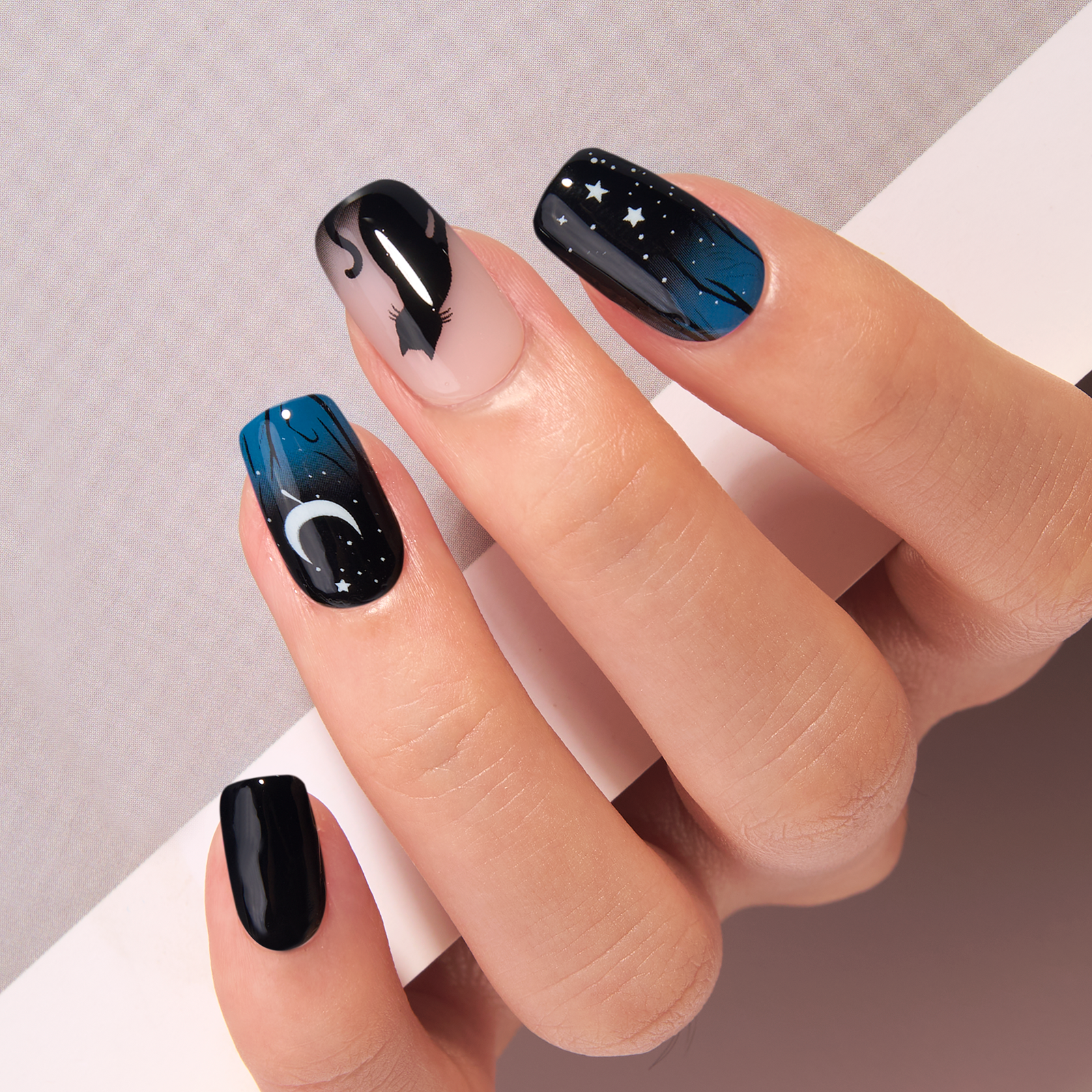 Starry Cat Dream M Squoval squoval press-on nails