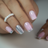 Frost Glow – short Squoval nail detail