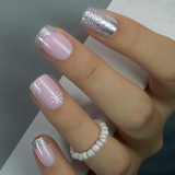Frost Glow – short Squoval nail detail