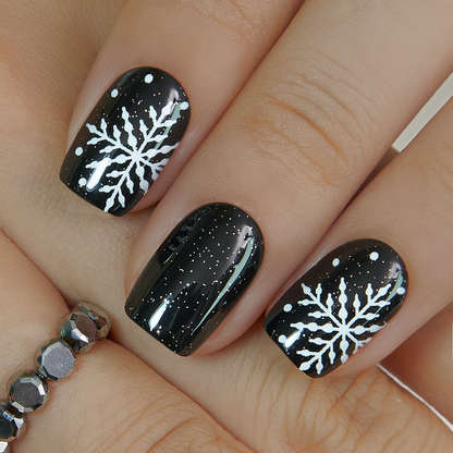 Starry Snowflakes – short Squoval press-on nails packaging
