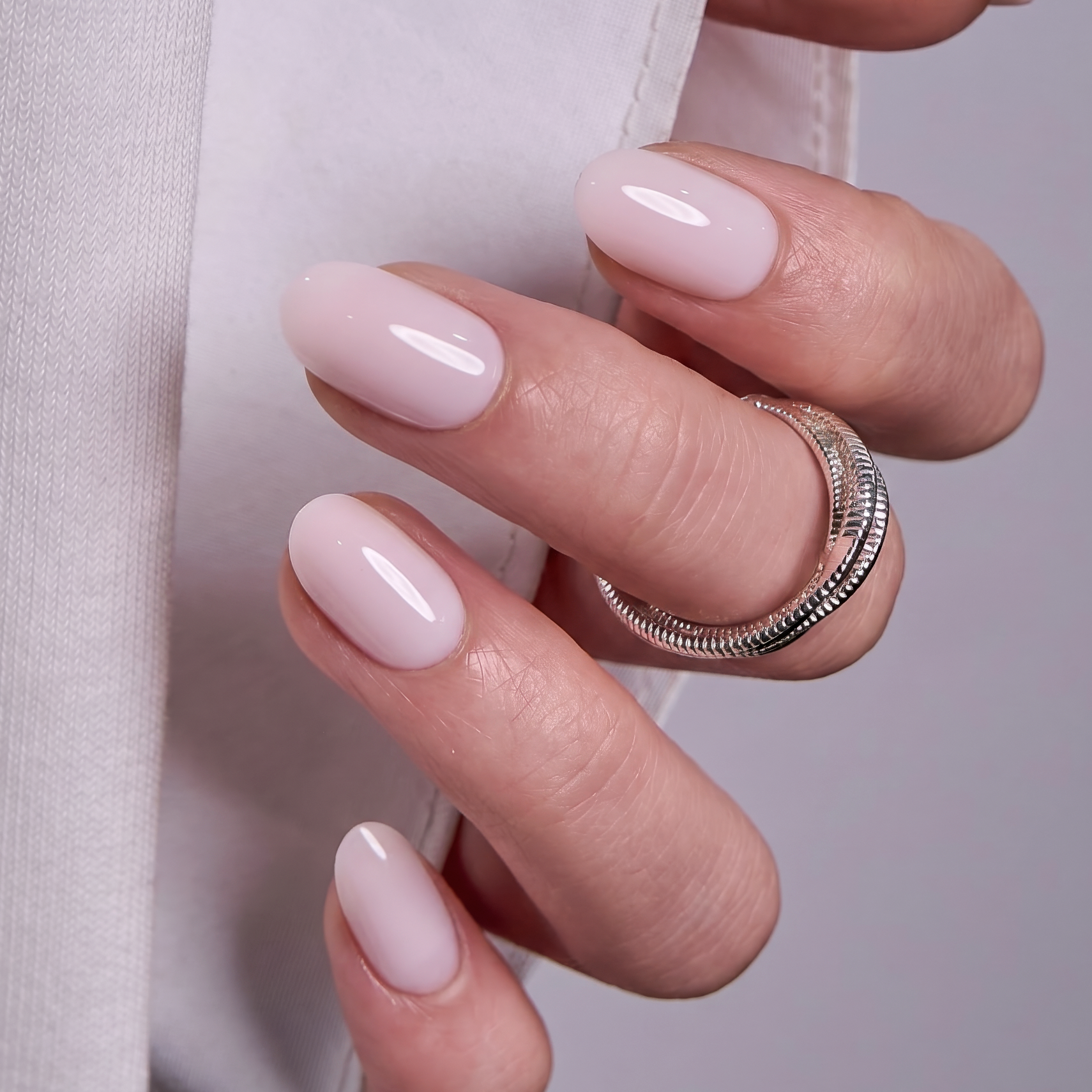 Pure Glow S Oval oval press-on nails