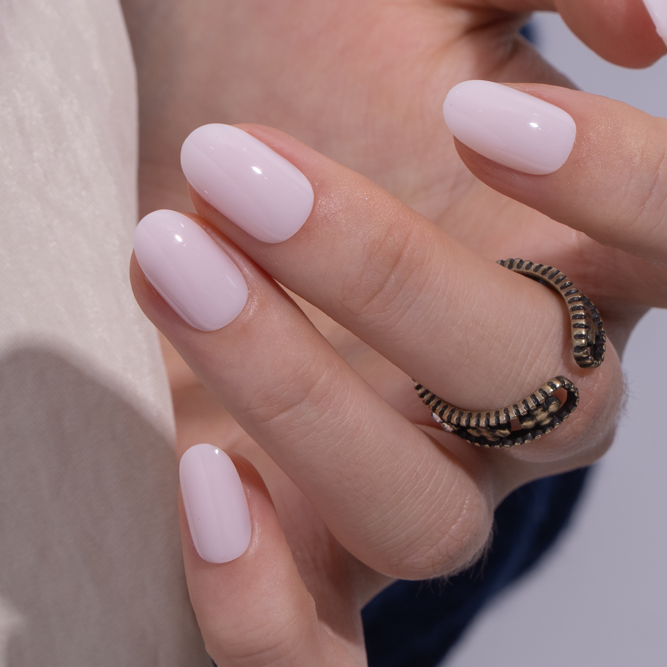 Pure Tint S Oval oval press-on nails