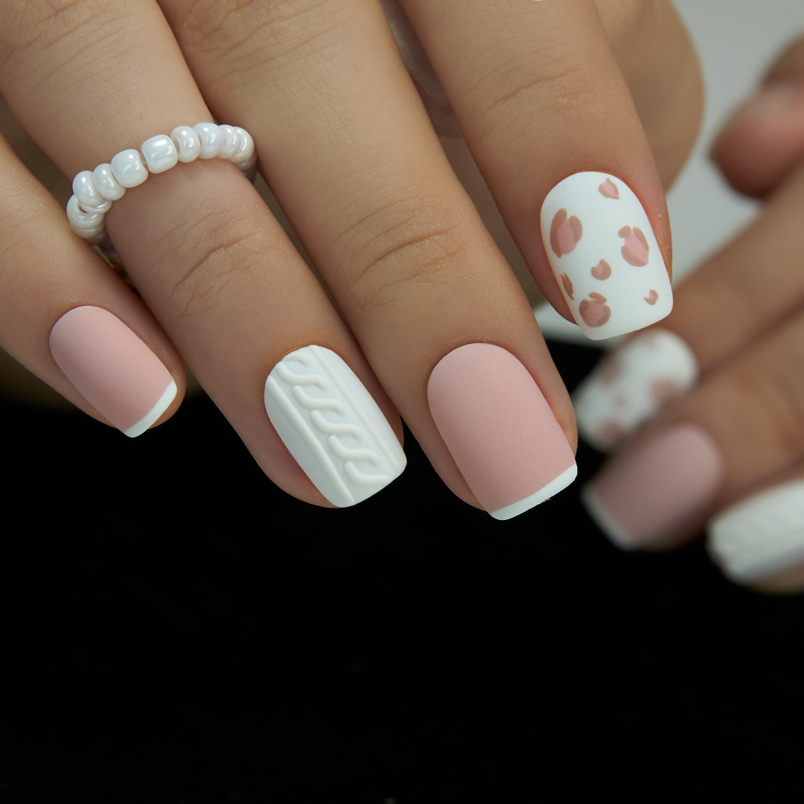Romance Sweater short squoval nail detail