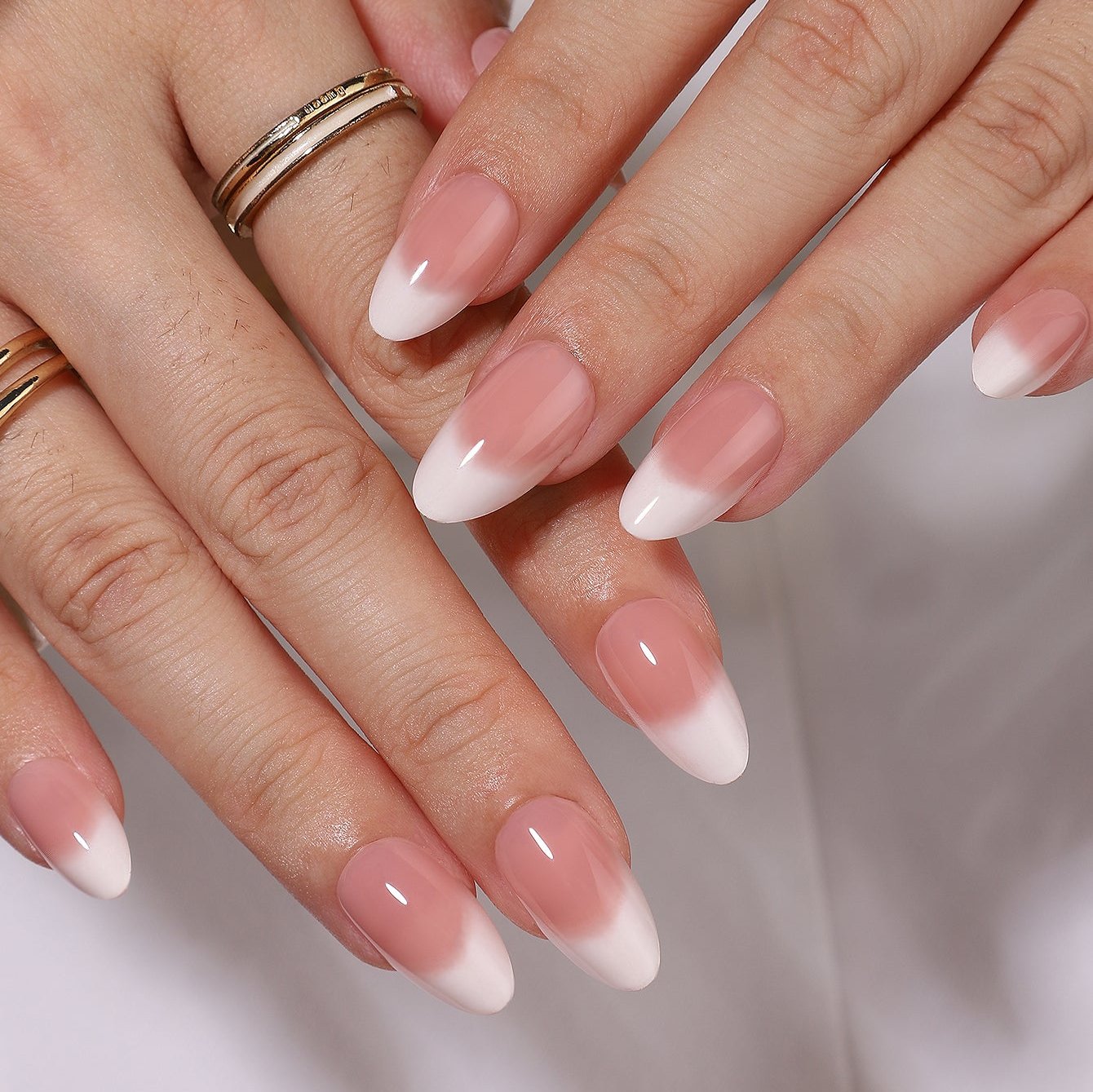 Romantic Roam – S Almond