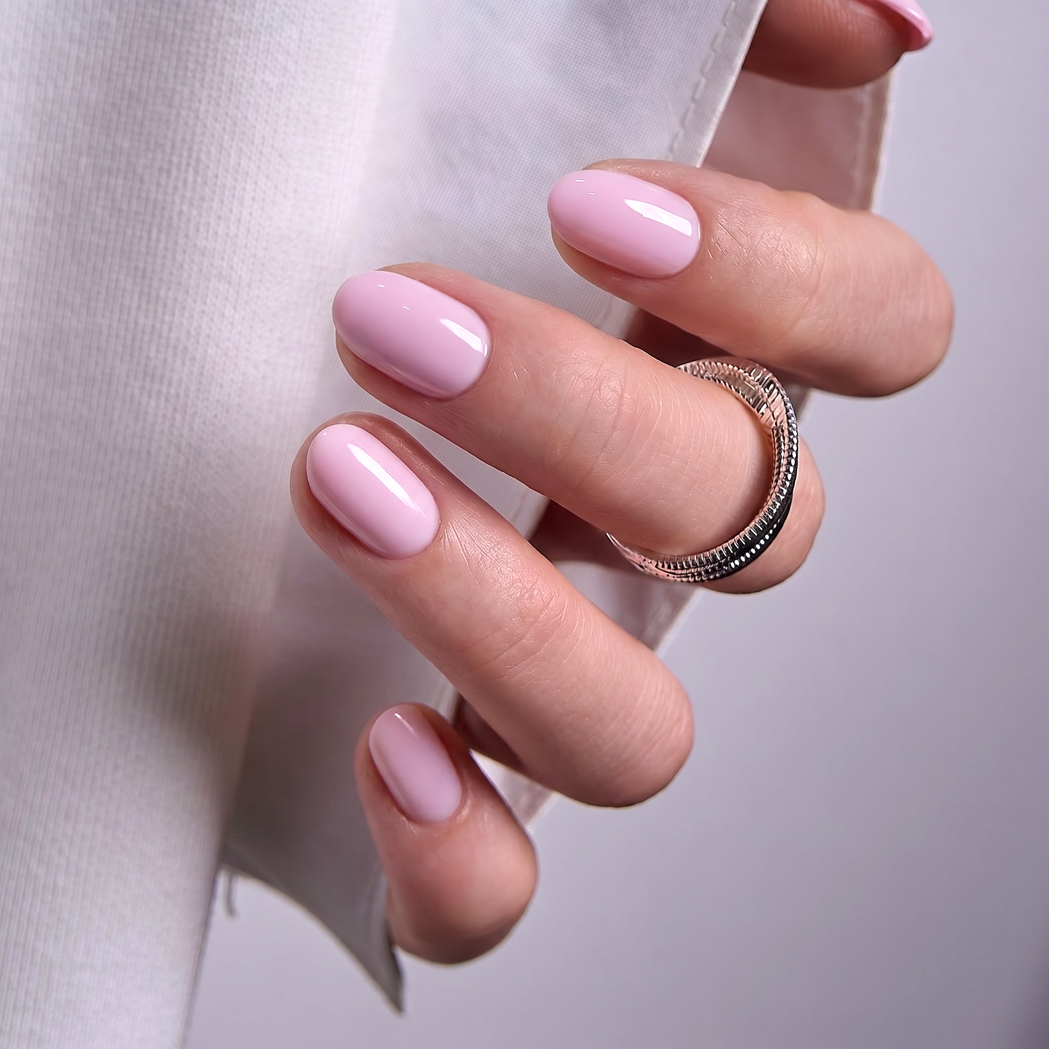 Satin Bloom RS Almond almond press-on nails