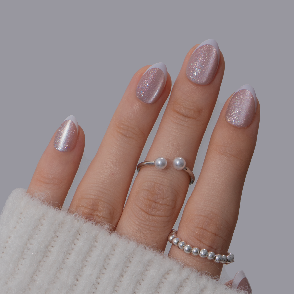 Snow Veil Rs almond press-on nail set with accessories