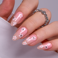 Soft Daisy L Almond almond press-on nails