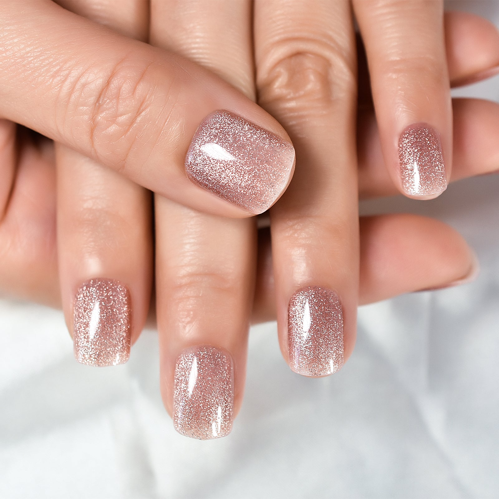 Soft Halo S Squoval squoval press-on nails