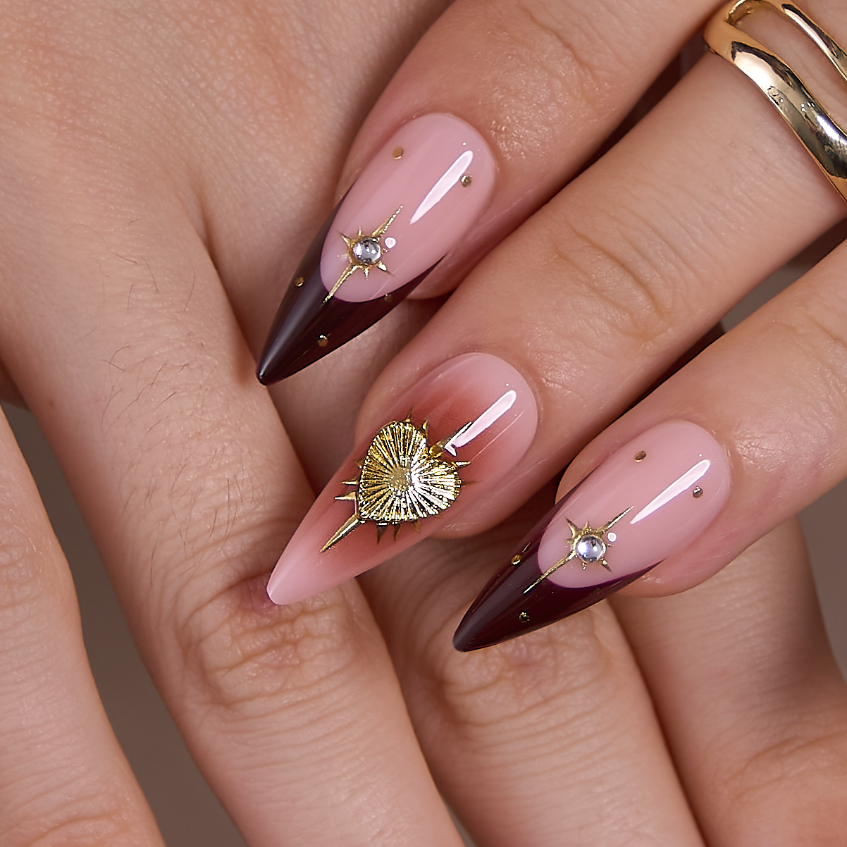 Designer s Pick | Solar Aura L Stiletto short stiletto press-on nails