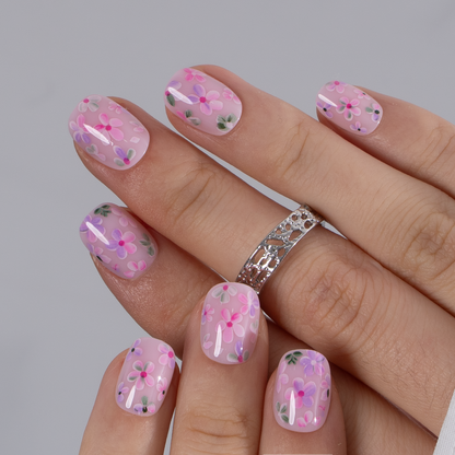 Spring Whisper RS Squoval squoval press-on nails
