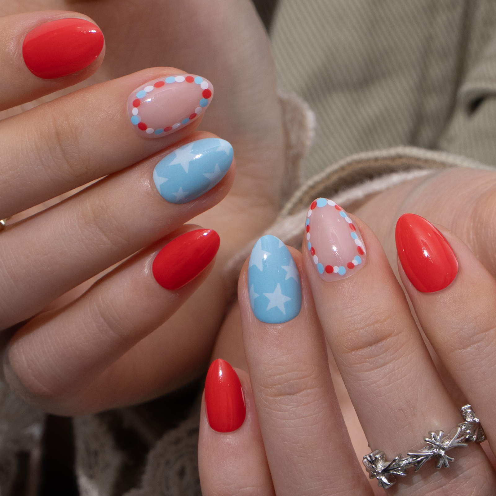 Star Parade – RS Almond
