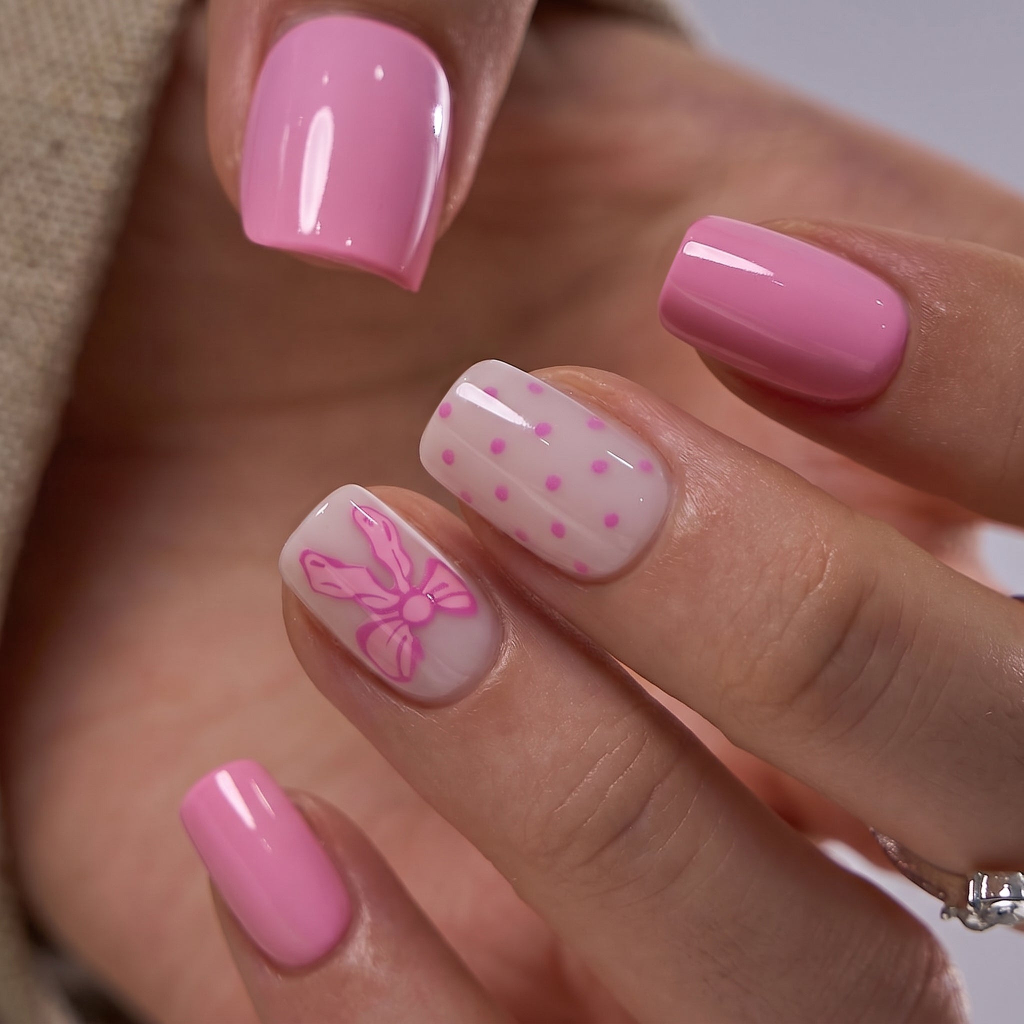 Sugar Bow S Squoval squoval press-on nails