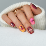 Sweet Floral medium squoval nail detail
