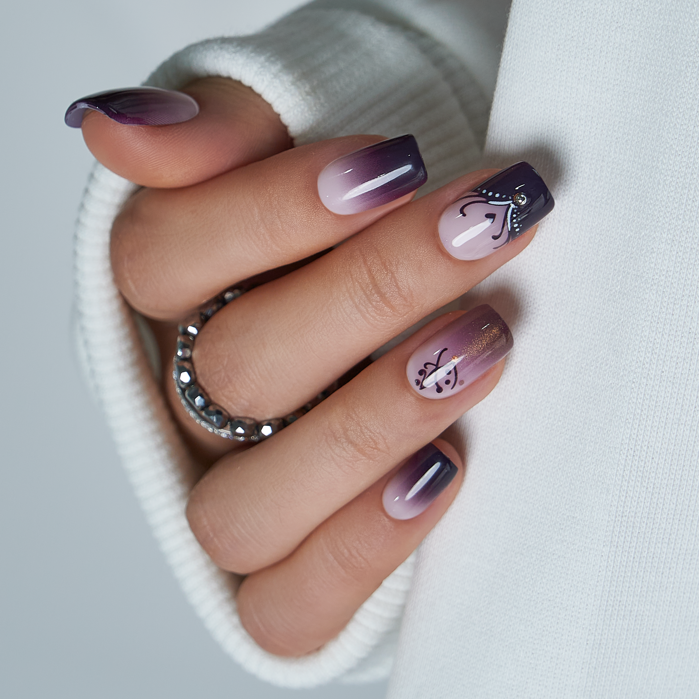 Sweet Pearl medium squoval press-on nails from the side