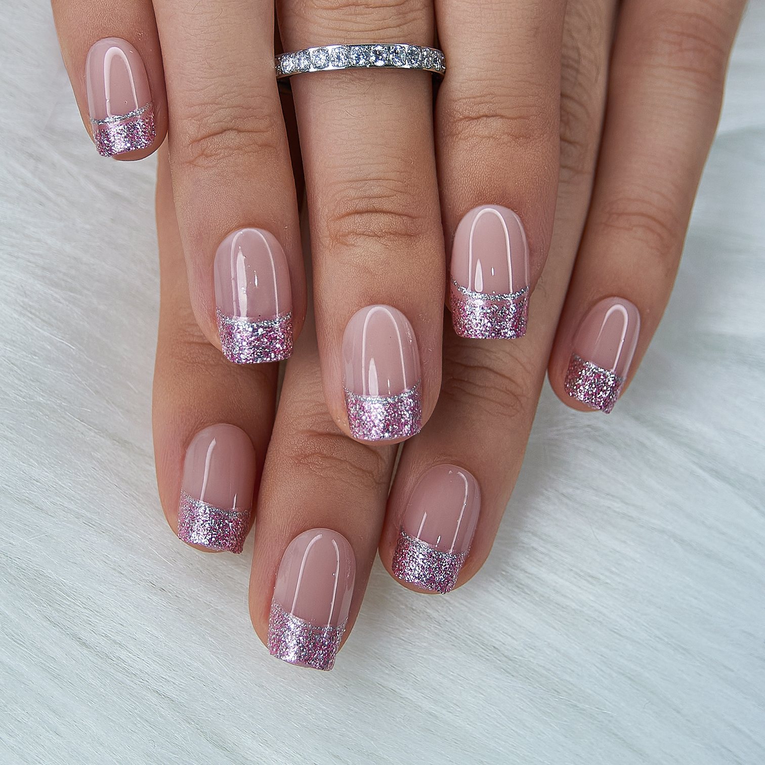 Sweet Pink Paris short squoval nail detail