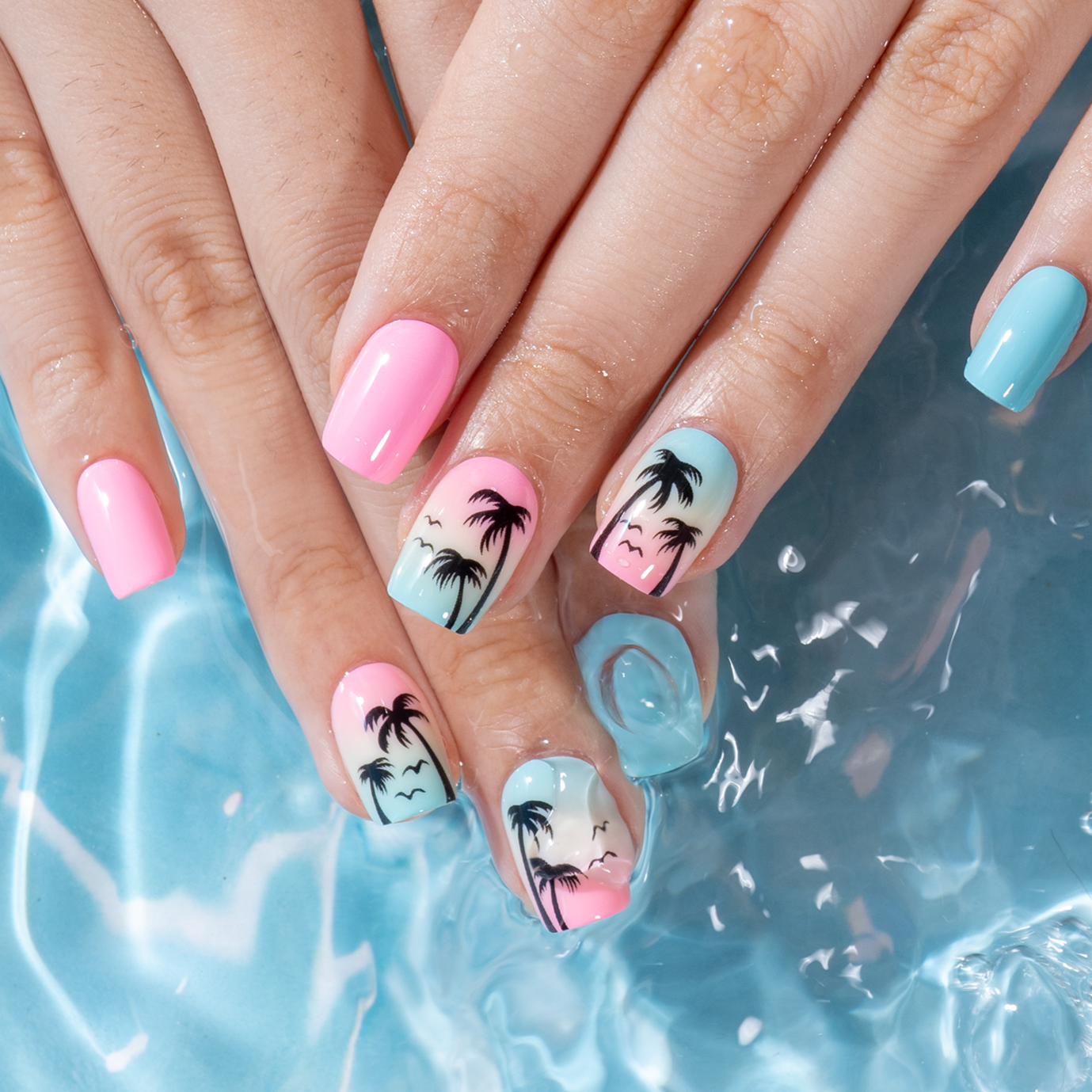 Tropical Sunset S Squoval short squoval press-on nails